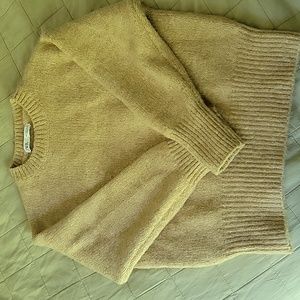 Zara beige sweater
